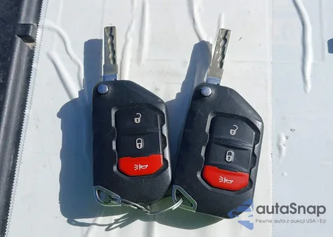 2021 Jeep Wrangler Unlimited Rubicon 4X4 из США, поврежденный, VIN 1C4HJXFN4MW658998